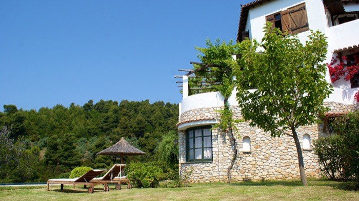 The two-bedroom villa apartment at Villa Bougainvillea — photo 13